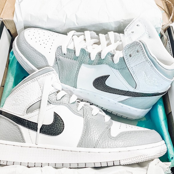 Air Jordan 1 Mid rise - Picture 2 of 5